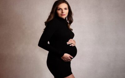 HOW TO CHOOSE THE RIGHT MATERNITY PHOTOGRAPHER FOR YOU.