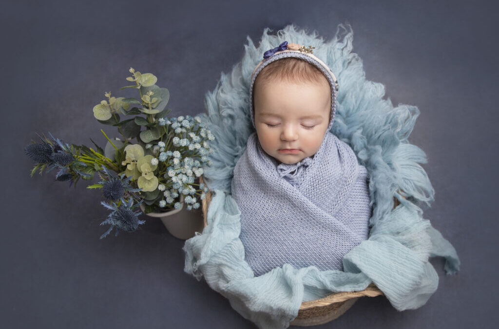 THE BEST BABY PHOTOGRAPHER IN SURREY?  How to find them?